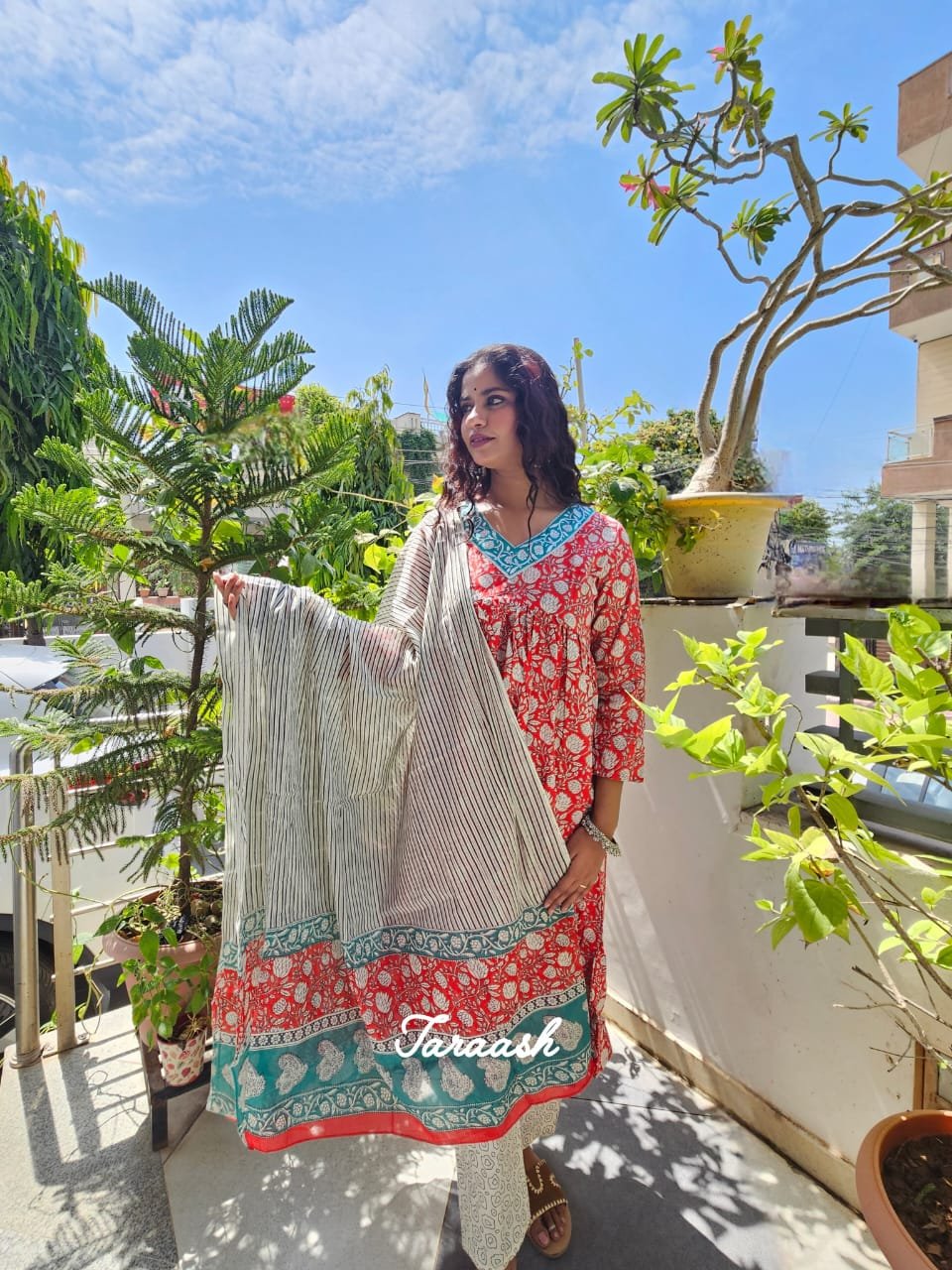 Anarkali kurthi - Image 3