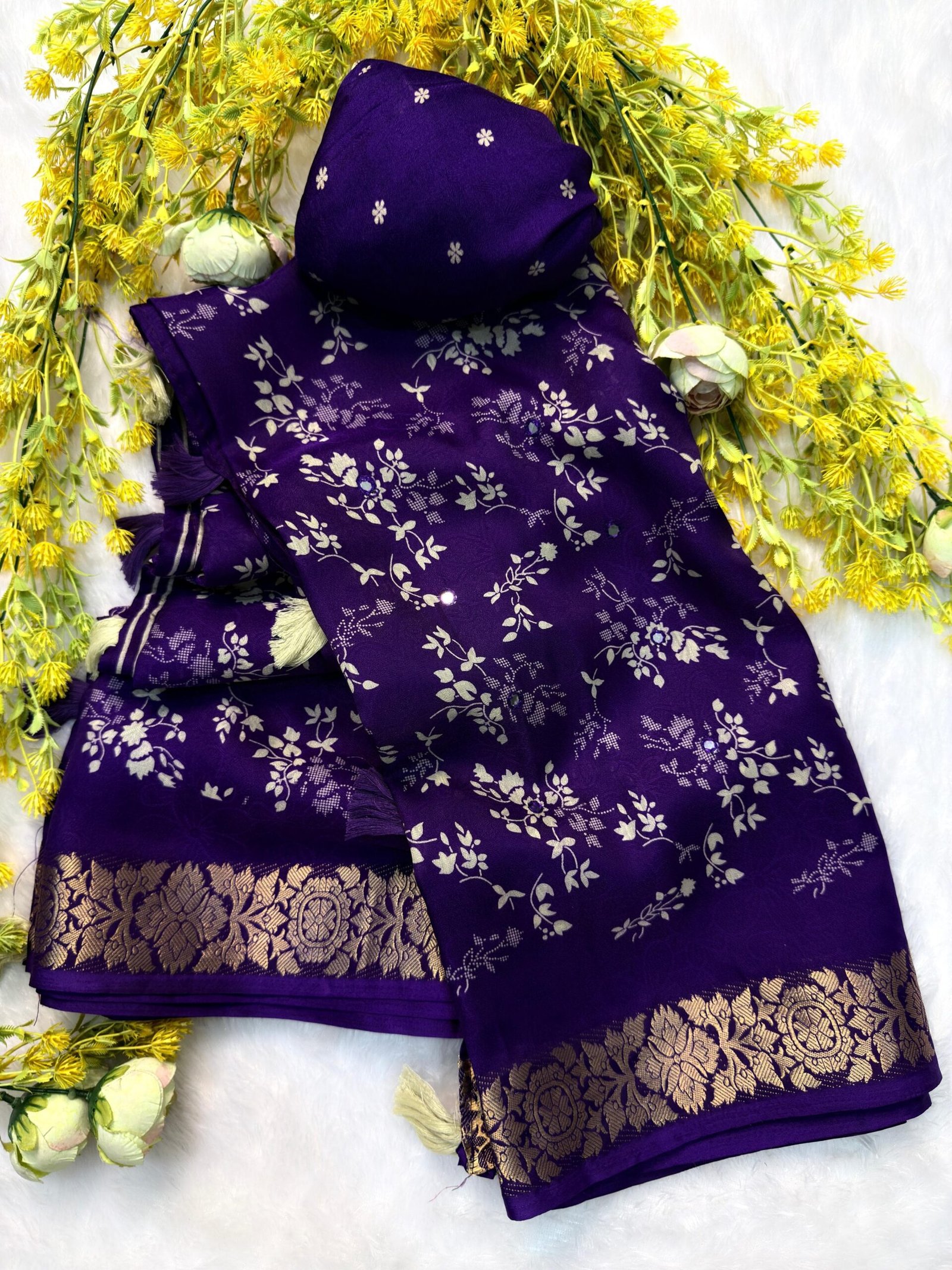 Premium Crepe Saree - Image 2